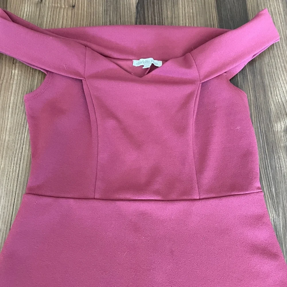 Off-Shoulder Pink Dress - Picture 3 of 4